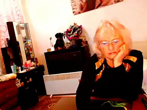 Snapshot of Natali7634 chatting on December 2024 08:33:02 AM Natali7634 online show from December 2024 08:33:02 AM