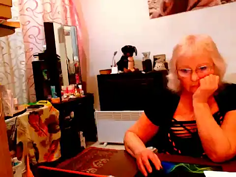 Snapshot of Natali7634 chatting on February 2025 04:52:01 PM Natali7634 online show from February 2025 04:52:01 PM