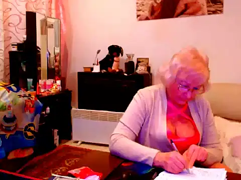 Snapshot of Natali7634 chatting on February 2025 03:59:01 AM Natali7634 online show from February 2025 03:59:01 AM