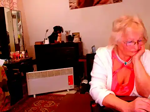 Snapshot of Natali7634 chatting on February 2025 07:25:02 PM Natali7634 online show from February 2025 07:25:02 PM