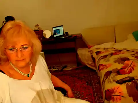 Snapshot of Natali7634 chatting on March 2025 05:09:01 PM Natali7634 online show from March 2025 05:09:01 PM