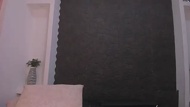 jenaa  online show from February 2026 12:34:01 PM