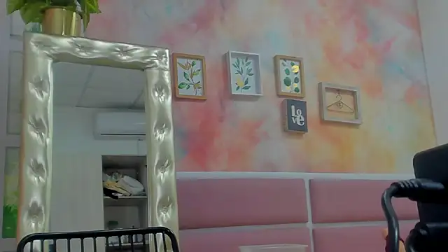 Idiris big online show from January 2025 05:15:01 PM