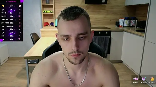 Larstar01 online show from March 2025 01:28:01 AM