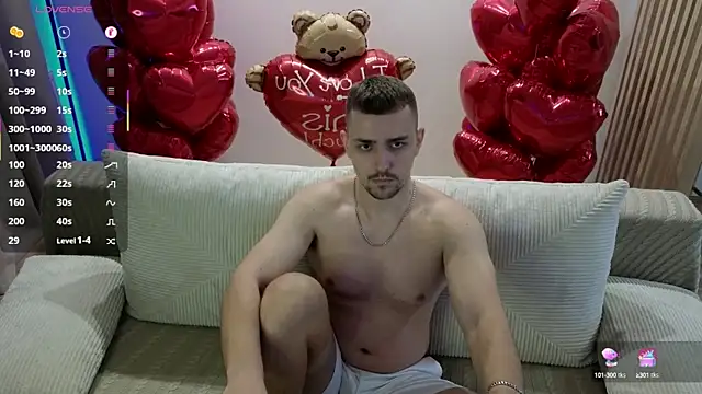 Larstar01 online show from October 2025 08:51:01 PM