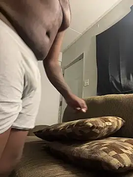 bigdick5157 online show from February 2026 07:42:02 AM