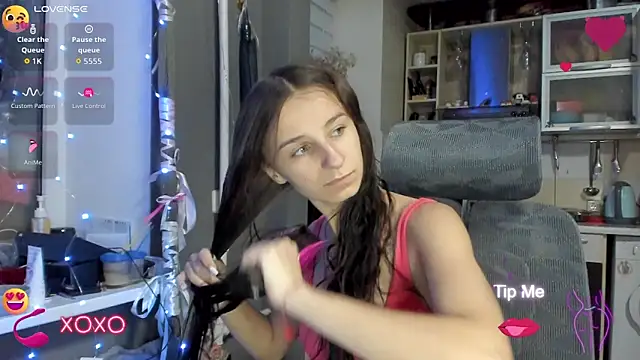  Nika Kik online show from October 2025 03:01:02 PM