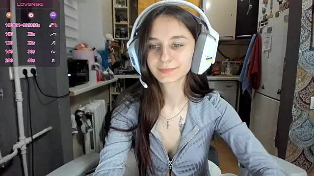 Snapshot of _Nika_Kik chatting on April 2026 06:10:01 PM Nika Kik online show from April 2026 06:10:01 PM