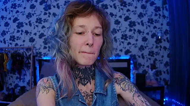 Littlespacemouse online show from October 2025 01:42:02 PM