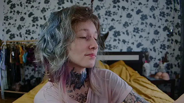 Littlespacemouse online show from October 2025 06:12:02 AM