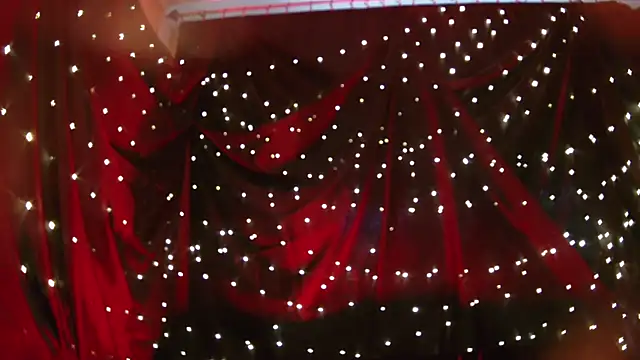 Littlespacemouse online show from November 2025 06:46:01 AM