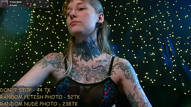 Snapshot of Littlespacemouse chatting on May 2026 02:13:01 PM Littlespacemouse online show from May 2026 02:13:01 PM