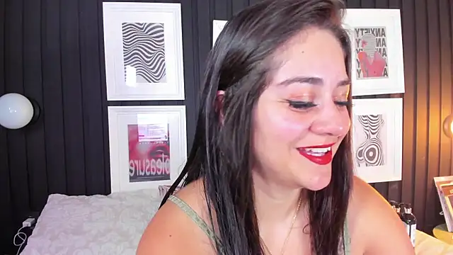 nahomi sweett online show from February 2026 10:44:02 AM