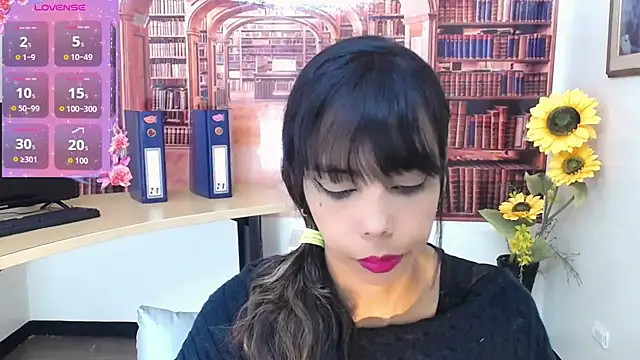 Snapshot of Catalella_Ar chatting on October 2025 03:16:01 AM Catalella Ar online show from October 2025 03:16:01 AM