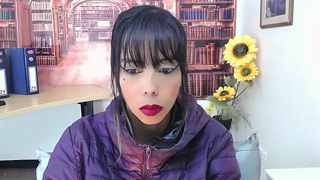 Snapshot of Catalella_Ar chatting on October 2025 03:08:01 AM Catalella Ar online show from October 2025 03:08:01 AM