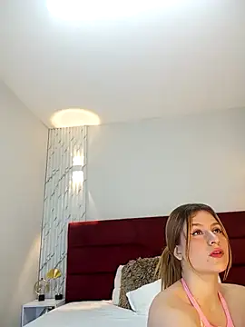 Emmaa Blonde online show from October 2025 10:35:01 AM