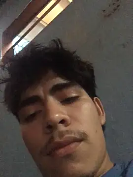 Edanvvv online show from October 2025 10:04:01 PM