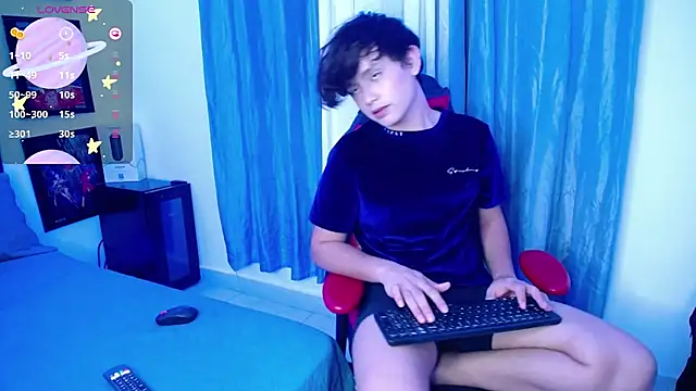 Snapshot of andyboy- chatting on February 2025 01:22:01 AM andyboy- online show from February 2025 01:22:01 AM