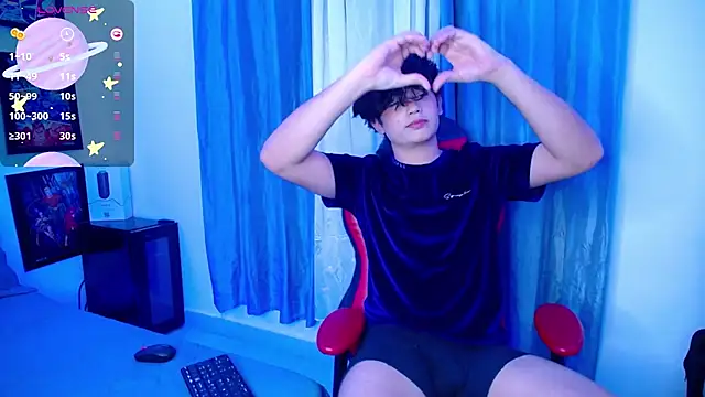 Snapshot of andyboy- chatting on February 2025 11:19:02 PM andyboy- online show from February 2025 11:19:02 PM
