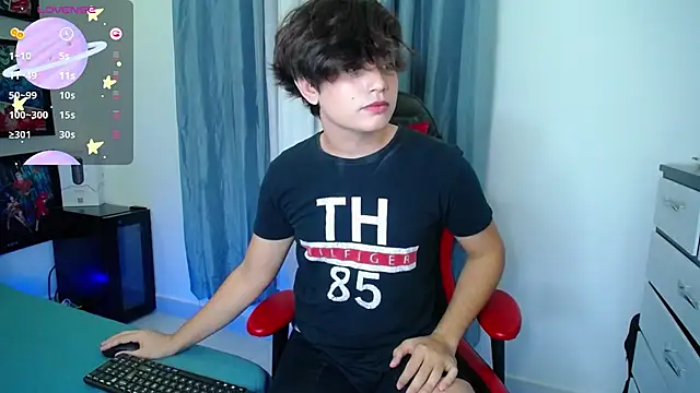 Snapshot of andyboy- chatting on February 2025 02:25:01 AM andyboy- online show from February 2025 02:25:01 AM