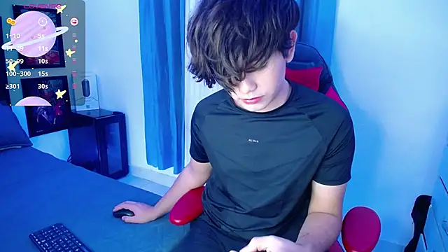 Snapshot of andyboy- chatting on March 2025 12:32:01 AM andyboy- online show from March 2025 12:32:01 AM