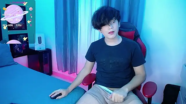 Snapshot of andyboy- chatting on March 2025 11:00:02 PM andyboy- online show from March 2025 11:00:02 PM