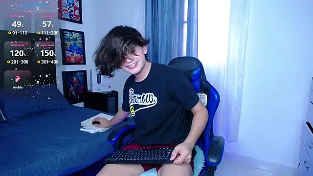 Snapshot of andyboy- chatting on September 2025 09:49:02 PM andyboy- online show from September 2025 09:49:02 PM