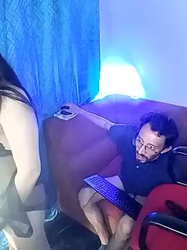 Caroll Luna online show from December 2024 03:48:01 AM