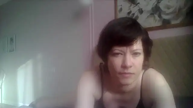 Snapshot of SunElizabeth chatting on June 2026 02:31:02 AM SunElizabeth online show from June 2026 02:31:02 AM