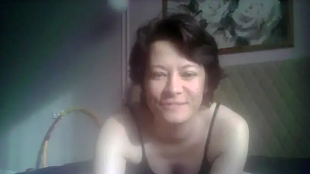 Snapshot of SunElizabeth chatting on June 2026 03:02:01 AM SunElizabeth online show from June 2026 03:02:01 AM