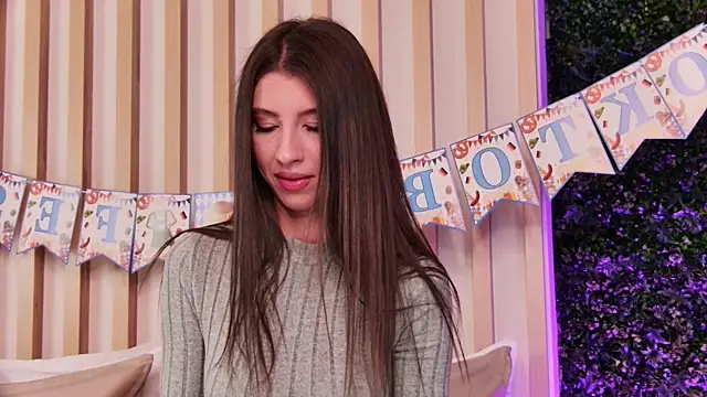 LunaWills  online show from September 2025 04:28:02 AM