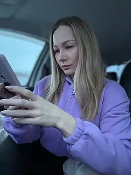 LavenderHot online show from December 2025 02:52:02 AM