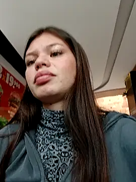 Violeta 12- online show from February 2025 05:31:01 PM