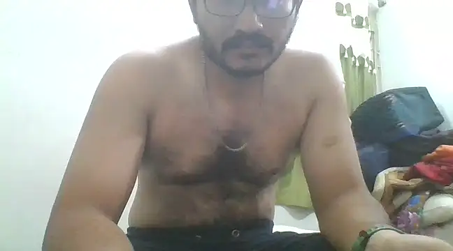 Snapshot of naughtymike0007 chatting on January 2025 10:53:02 AM naughtymike0007 online show from January 2025 10:53:02 AM