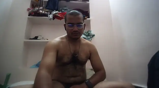 Snapshot of naughtymike0007 chatting on February 2025 10:50:02 PM naughtymike0007 online show from February 2025 10:50:02 PM