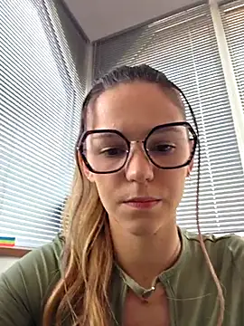 lucie mehott online show from March 2026 09:39:02 AM