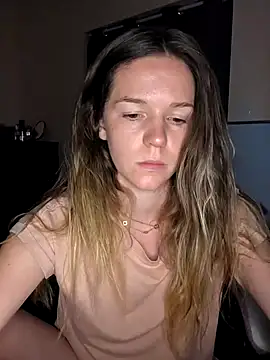 Snapshot of lucie_mehott chatting on April 2026 08:15:01 PM lucie mehott online show from April 2026 08:15:01 PM