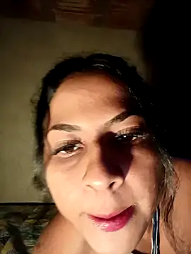 Giselabrunette25 online show from October 2025 10:52:02 PM