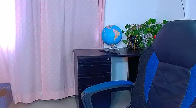 Snapshot of _baby_4u chatting on February 2025 03:51:02 PM baby 4u online show from February 2025 03:51:02 PM