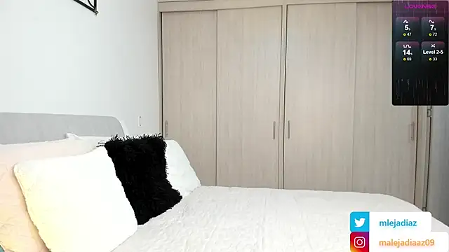 Snapshot of MalejaDiaz_ chatting on January 2025 07:00:01 PM MalejaDiaz online show from January 2025 07:00:01 PM
