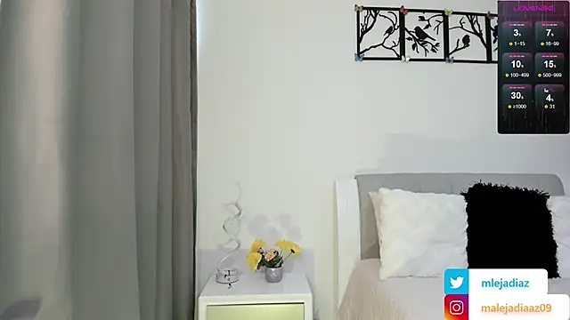 Snapshot of MalejaDiaz_ chatting on February 2025 07:22:02 PM MalejaDiaz online show from February 2025 07:22:02 PM