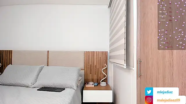 Snapshot of MalejaDiaz_ chatting on October 2025 04:04:01 PM MalejaDiaz online show from October 2025 04:04:01 PM