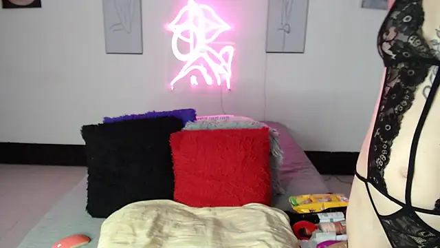 Rihana14 online show from March 2026 11:00:02 PM