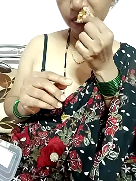 Snapshot of Hotanita99 chatting on December 2024 04:42:02 AM Hotanita99 online show from December 2024 04:42:02 AM