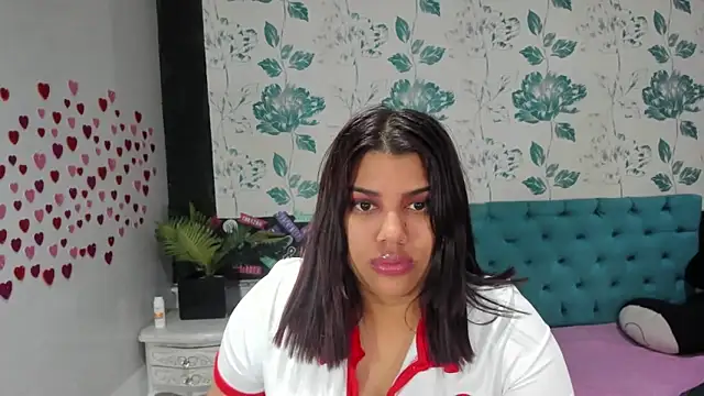 Snapshot of LindaBreeS chatting on January 2025 10:17:01 PM LindaBreeS online show from January 2025 10:17:01 PM