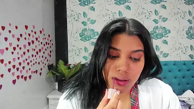 Snapshot of LindaBreeS chatting on January 2025 05:13:01 PM LindaBreeS online show from January 2025 05:13:01 PM