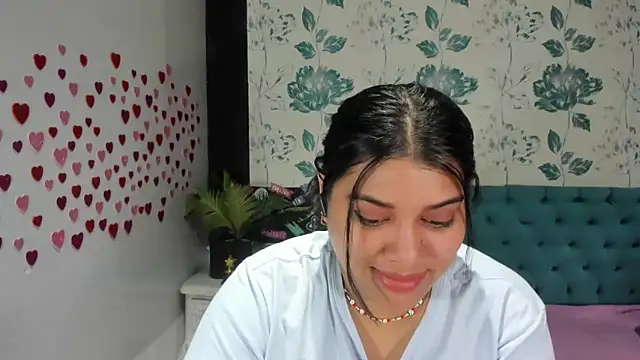 Snapshot of LindaBreeS chatting on February 2025 04:18:01 PM LindaBreeS online show from February 2025 04:18:01 PM