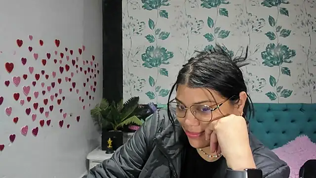 Snapshot of LindaBreeS chatting on March 2025 02:26:01 PM LindaBreeS online show from March 2025 02:26:01 PM