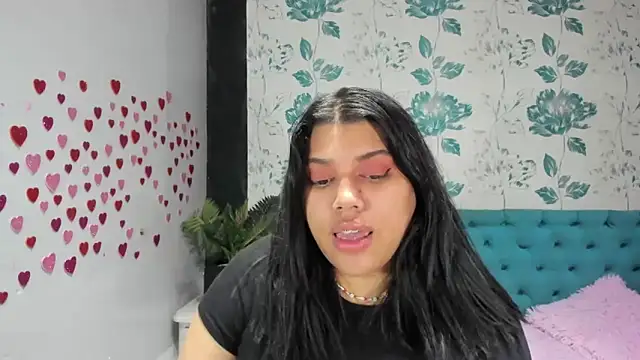 Snapshot of LindaBreeS chatting on March 2025 05:29:01 PM LindaBreeS online show from March 2025 05:29:01 PM