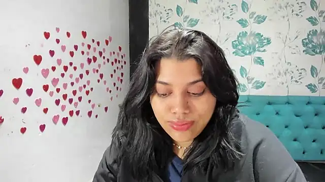 Snapshot of LindaBreeS chatting on March 2025 08:11:02 PM LindaBreeS online show from March 2025 08:11:02 PM